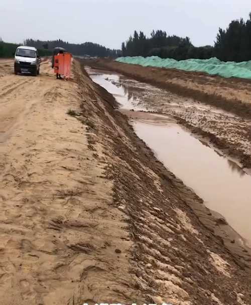 北京崇文区河道降水